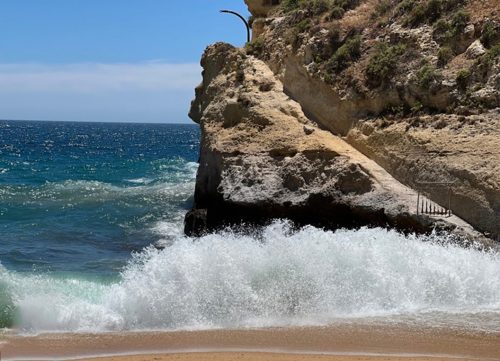 Algarve en 4 días – foto de Anthony R. (Unsplash)