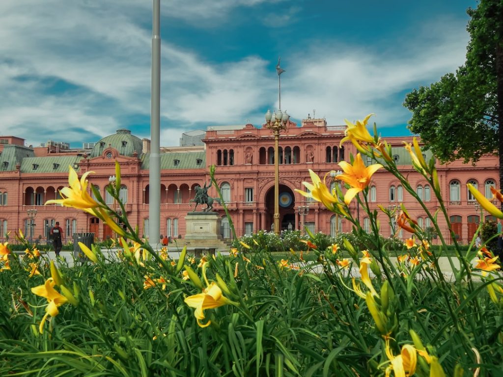 Buenos Aires 4 días: subte, barrios y parrillas – foto de Edgardo Ibarra (Unsplash)