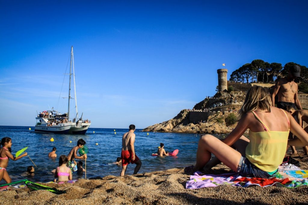 Costa Brava en furgoneta 4 días: parkings y duchas – foto de Andrea Huls Pareja (Unsplash)