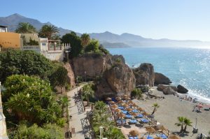 Costa Tropical 2–3 días: Nerja–La Herradura en coche