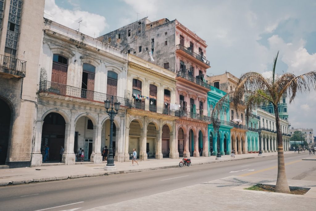 Cuba: La Habana + Varadero en 5 días – foto de Emanuel Haas (Unsplash)