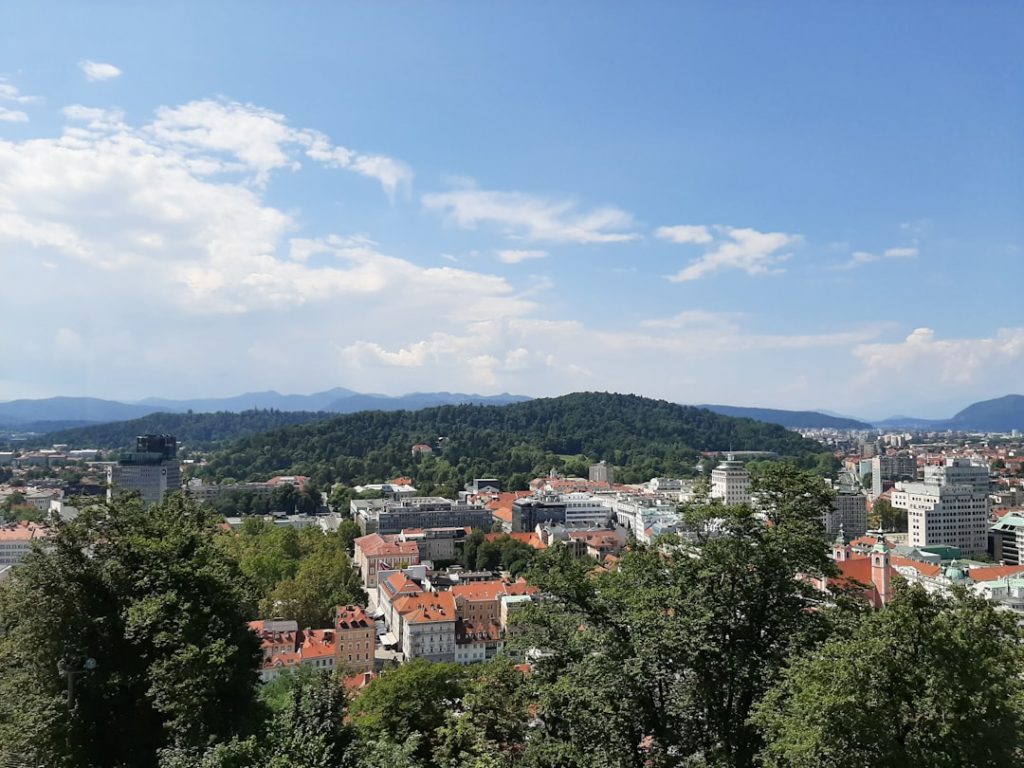 Eslovenia: Bled + Ljubjana en 3 días – foto de Mat Scott (Unsplash)