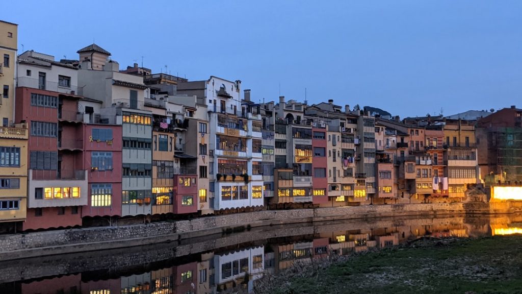Girona + Cadaqués 3–4 días: Cap de Creus y Empúries – foto de Jesus Jimenez (Unsplash)