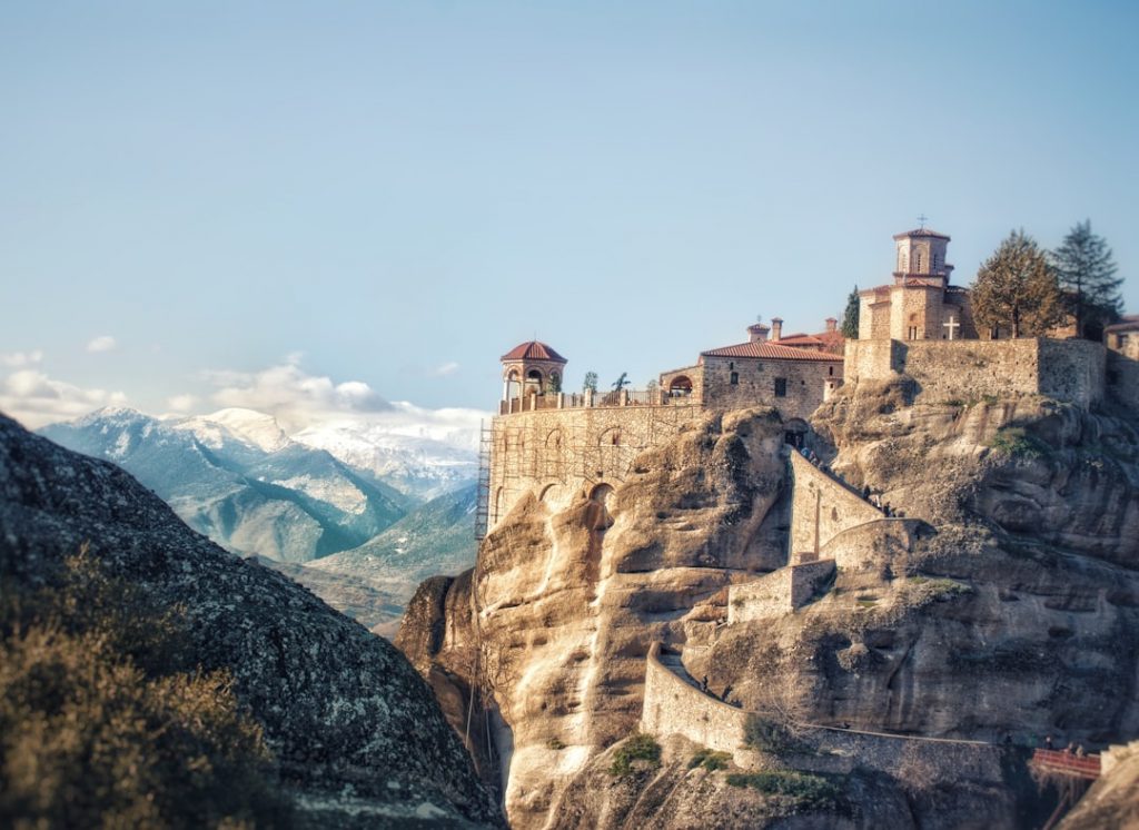 Meteora en 2 días – foto de Sergio García (Unsplash)