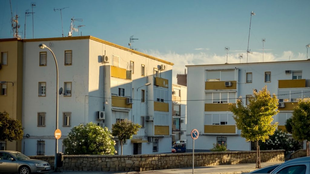 Playas de Huelva con niños: Isla Cristina–El Rompido–Matalascañas – foto de Adrián Macías (Unsplash)