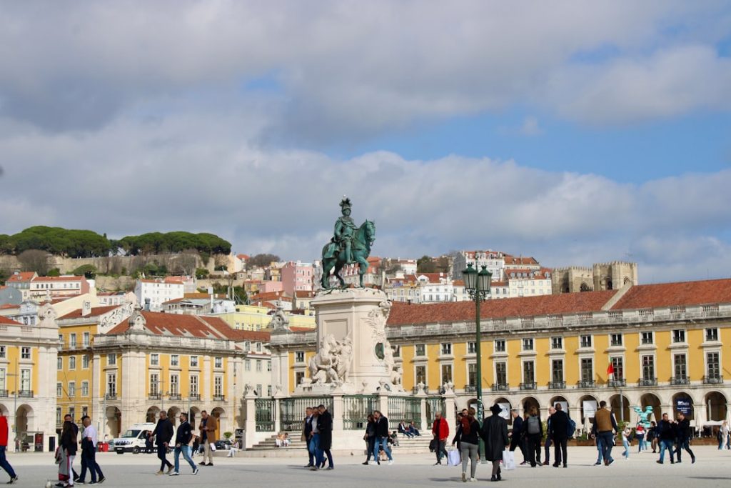 Qué ver en Lisboa en 48h sin morir en el intento – foto de Lucas Cipriano (Unsplash)