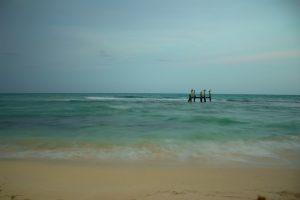 Riviera Maya barato: colectivos, cenotes y ruinas