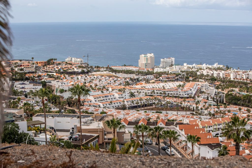Tenerife vs Gran Canaria: cuál elegir – foto de Erik Karits (Unsplash)