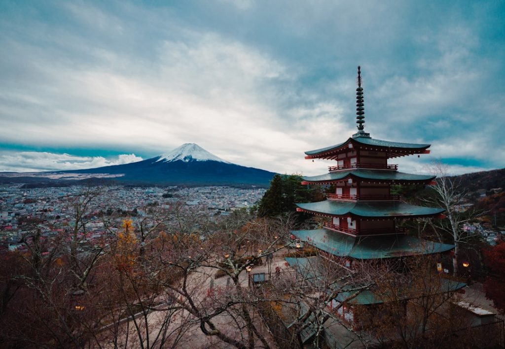 Tokio en 3 días – foto de PACO CANO (Unsplash)