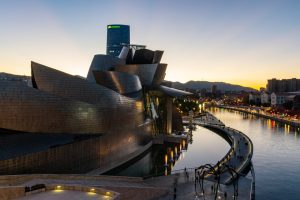 Bilbao creativo 3 días: Guggenheim, ría y Getxo por metro