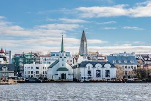 Conducir en Islandia: normas y seguros
