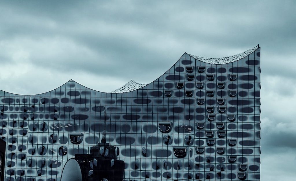 Guía de Viajes Personalizada para hamburgo - 4 días, Con capricho - GuiaViajeros17 – foto de Eduardo Cano Photo Co. (Unsplash)