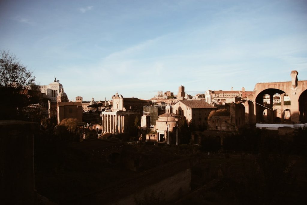 Guía de Viajes Personalizada para Roma - 3 días, Low-cost - GuiaViajeros17 – foto de iam_os (Unsplash)