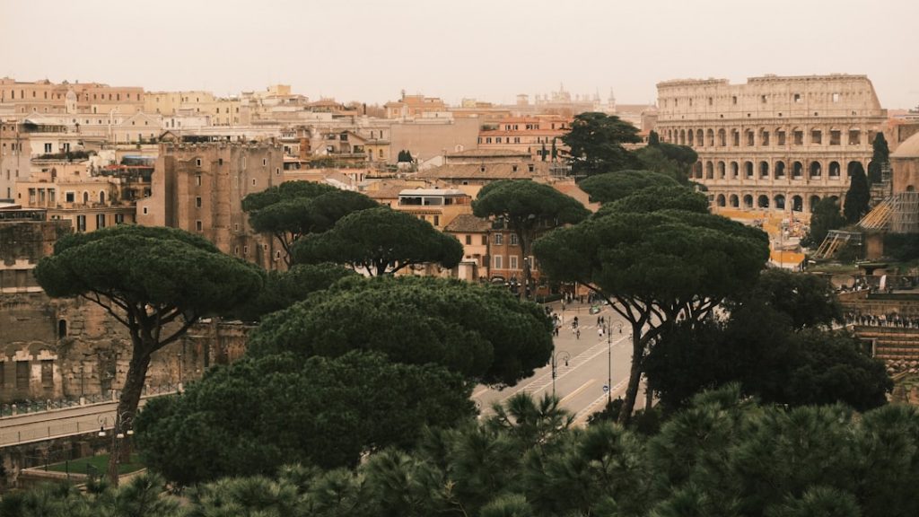 Guía de Viajes Personalizada para Roma - 5 días, Intermedio - GuiaViajeros17 – foto de Denisa-Elena Ficau (Unsplash)