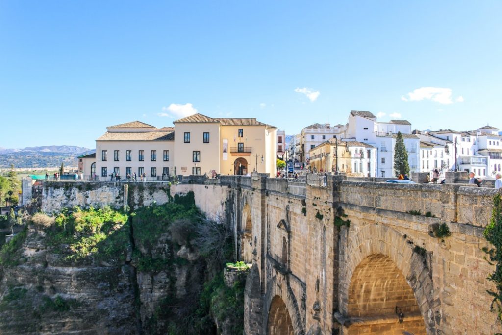 Guía para viajes a Ronda (1–2 días) – foto de Bo Saldaña (Unsplash)