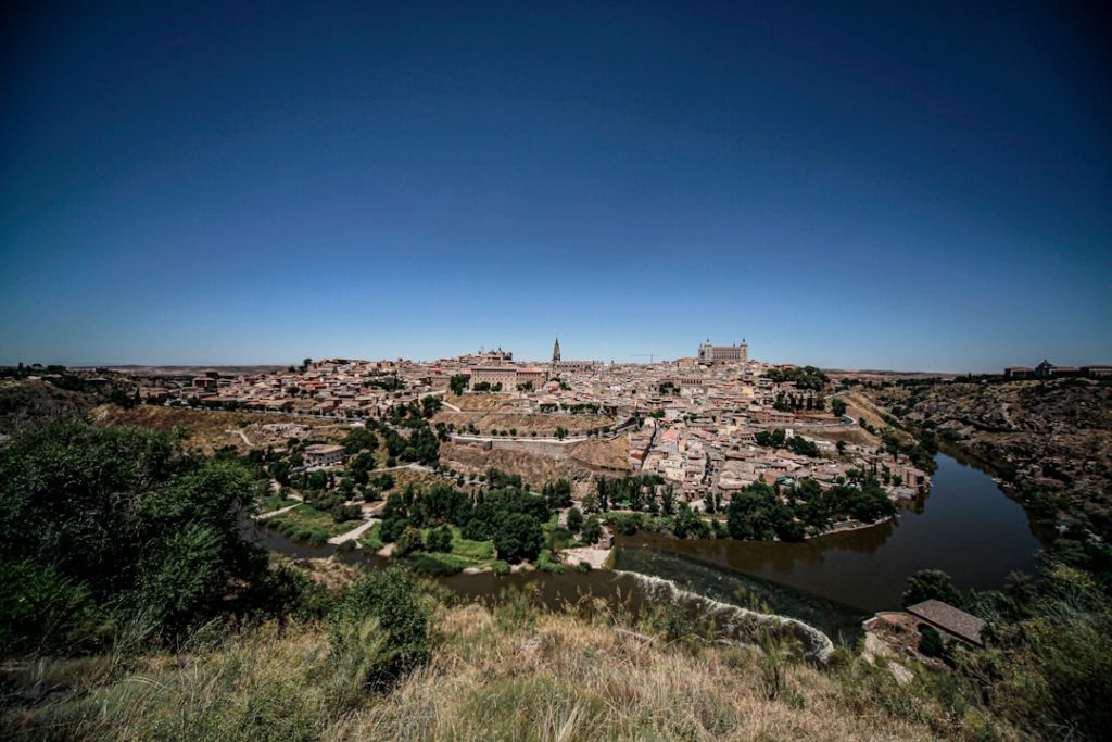 Guía para viajes a Toledo (2 días) – foto de Sung Shin (Unsplash)