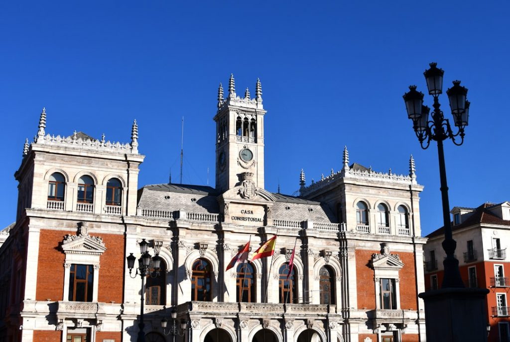 Guía para viajes a Valladolid (2 días) – foto de ALEJANDRO POHLENZ (Unsplash)