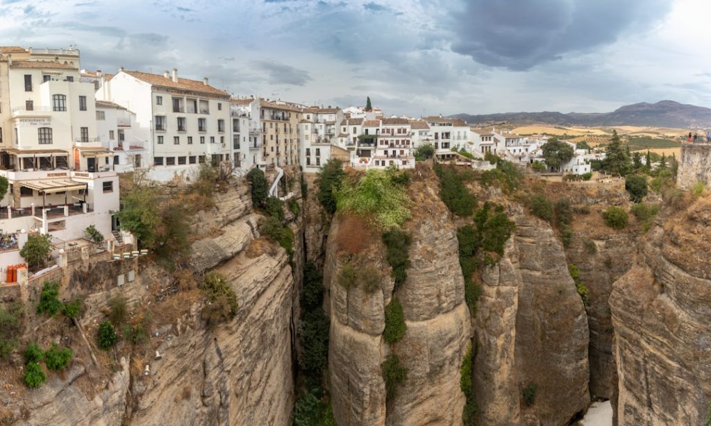 Itinerario para Ronda y Pueblos Blancos en 2–3 días – foto de Jordi Vich Navarro (Unsplash)