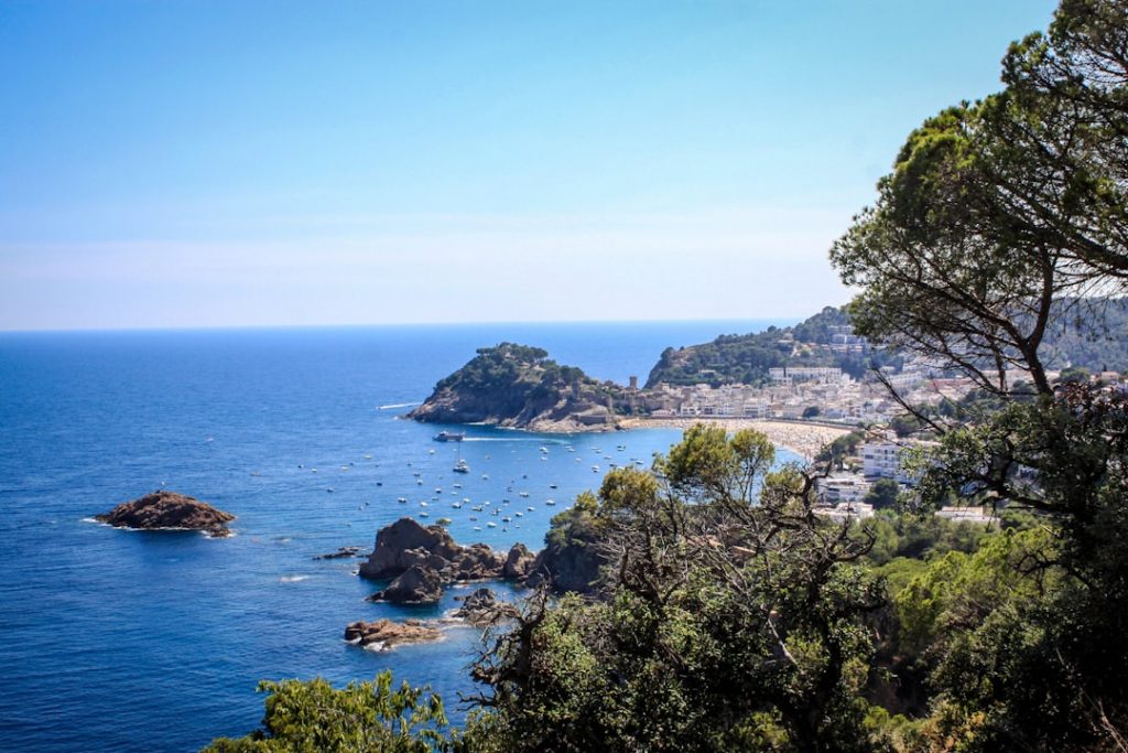 Guía de Costa Brava sur en 3 días – foto de Andrea Huls Pareja (Unsplash)