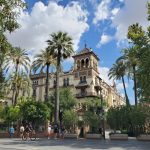 Sevilla a pie: Alcázar, tapas y atardeceres en Triana