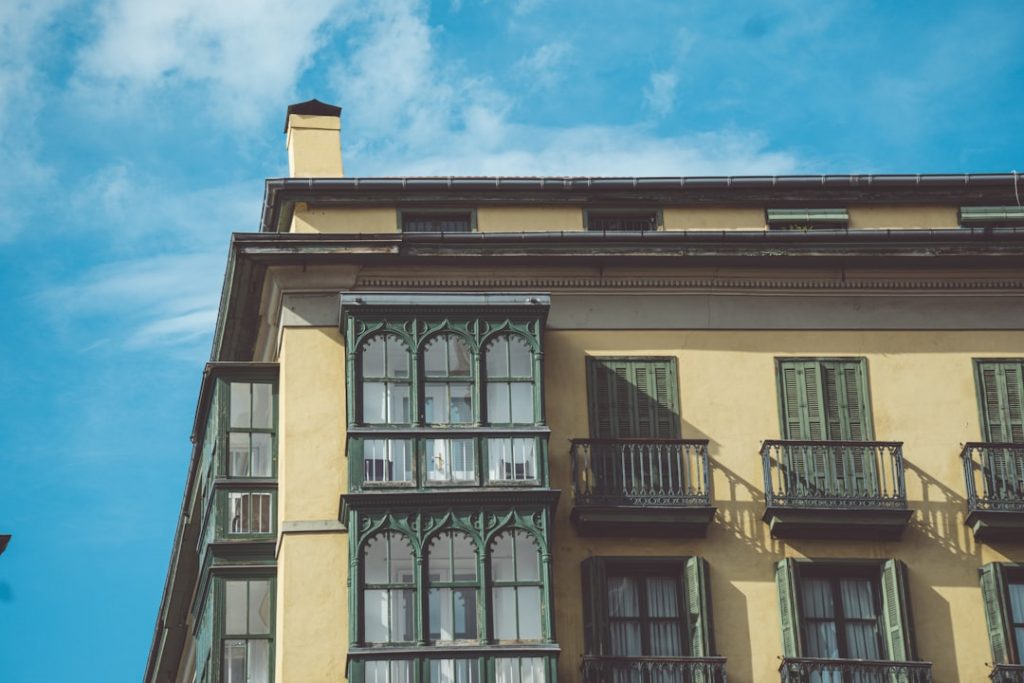 Bilbao + costa 3 días: Guggenheim, Puente Colgante y Getxo – foto de Niklas Jakob (Unsplash)