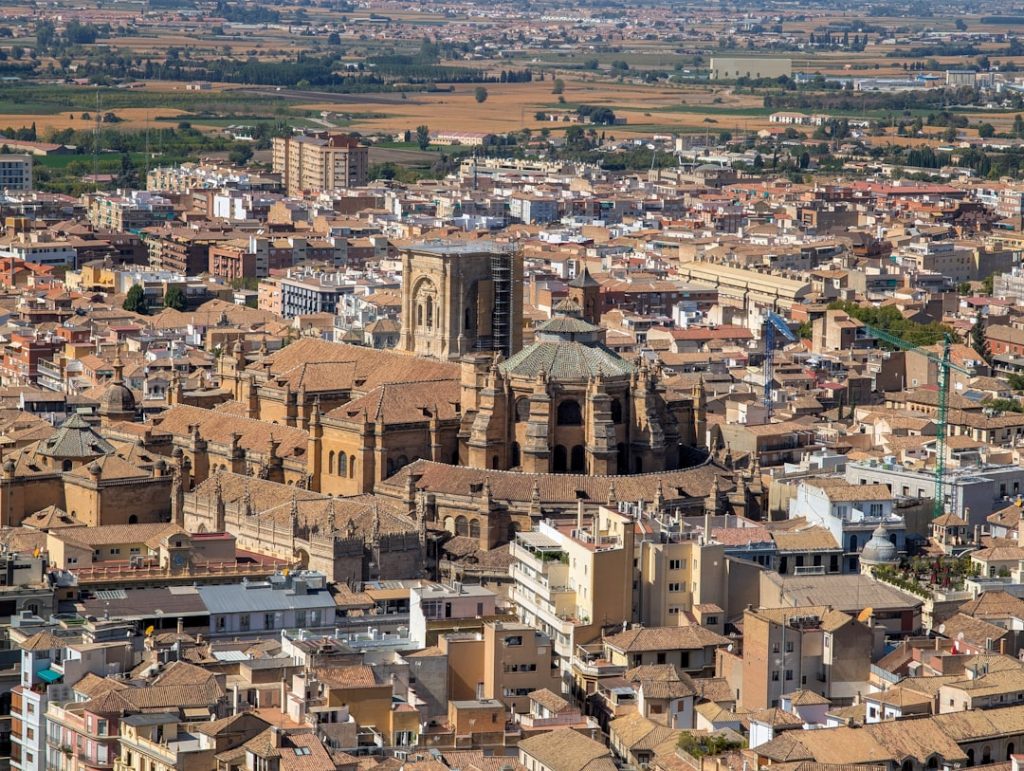 Teruel y Albarracín 2–3 días: mudéjar y pueblo de cuento – foto de David Vives (Unsplash)
