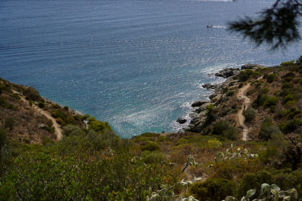 Costa Brava sin coche en 4 días – foto de Annika Wischnewsky (Unsplash)