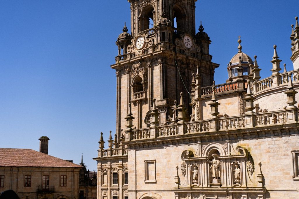 Galicia en 7 días: A Coruña, Santiago y Rías Baixas – foto de Yana Lohokha (Unsplash)