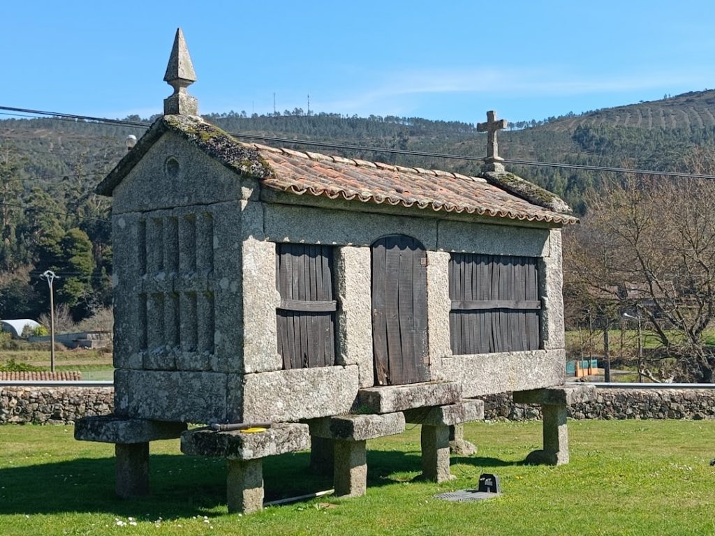 Qué hacer en Galicia cuando llueve – foto de Des Mc Carthy (Unsplash)