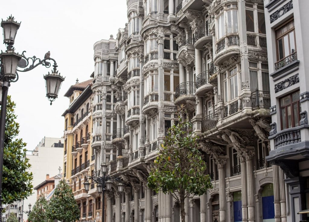 Qué ver en Oviedo y alrededores en 4 días – foto de Hayffield L (Unsplash)