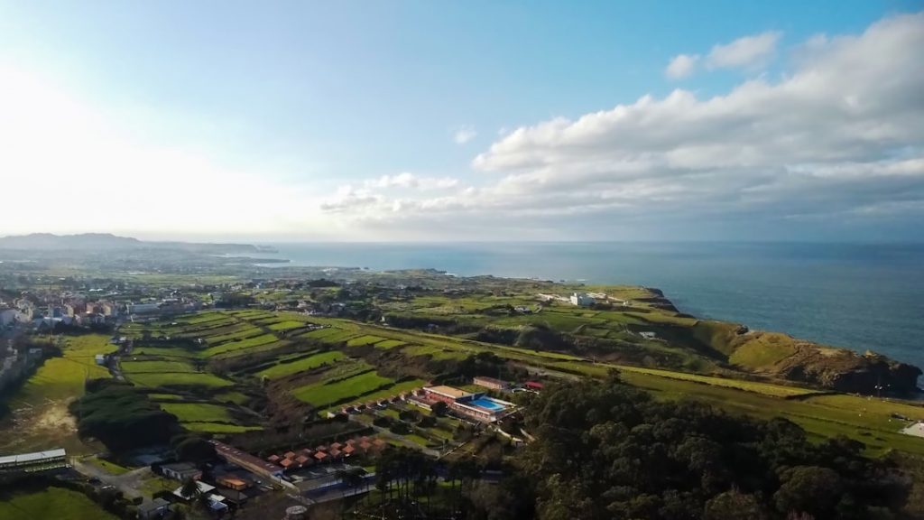 Cantabria en 5 días: ruta completa – foto de Frederick Adegoke Snr. (Unsplash)
