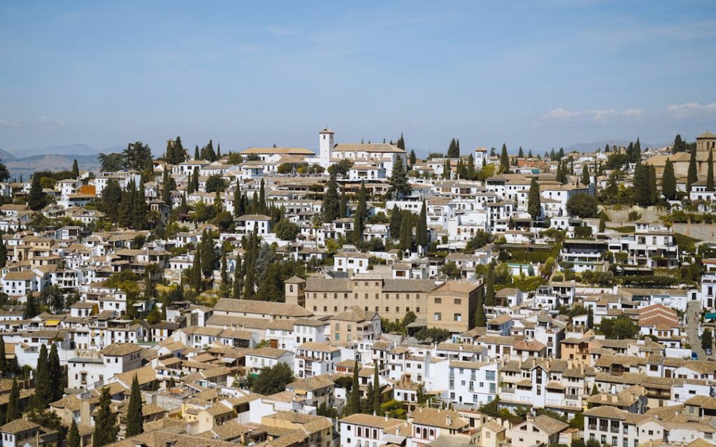 Granada y alrededores en 4 días – foto de Corentin Largeron (Unsplash)