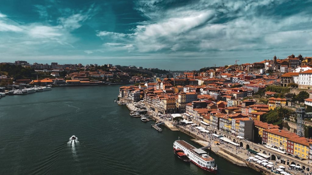 Oporto y alrededores en 4 días – foto de Fabian Kühne (Unsplash)