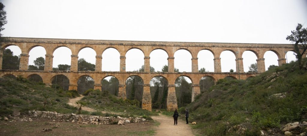 Tarragona en 2 días: ruta romana y playa – foto de Jan Dommerholt (Unsplash)