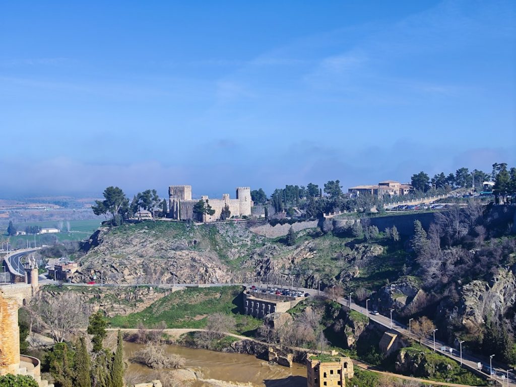 Toledo en 3 días con alrededores – foto de Dmitry Romanoff (Unsplash)