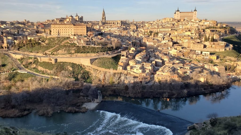 Toledo en 3 días con alrededores – foto de Hasmik Ghazaryan Olson (Unsplash)