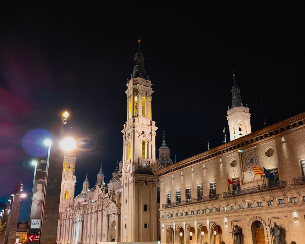 Zaragoza en 2 días: ruta completa – foto de Nik V (Unsplash)